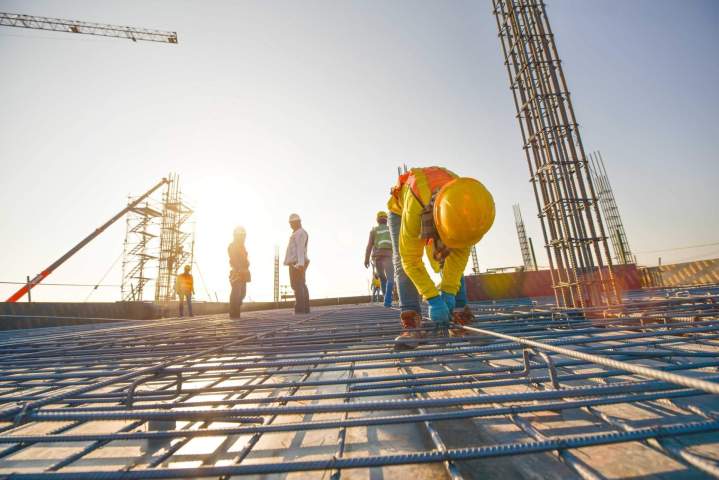 Chantier de bâtiment en béton armé Auvergne-Rhône-Alpes